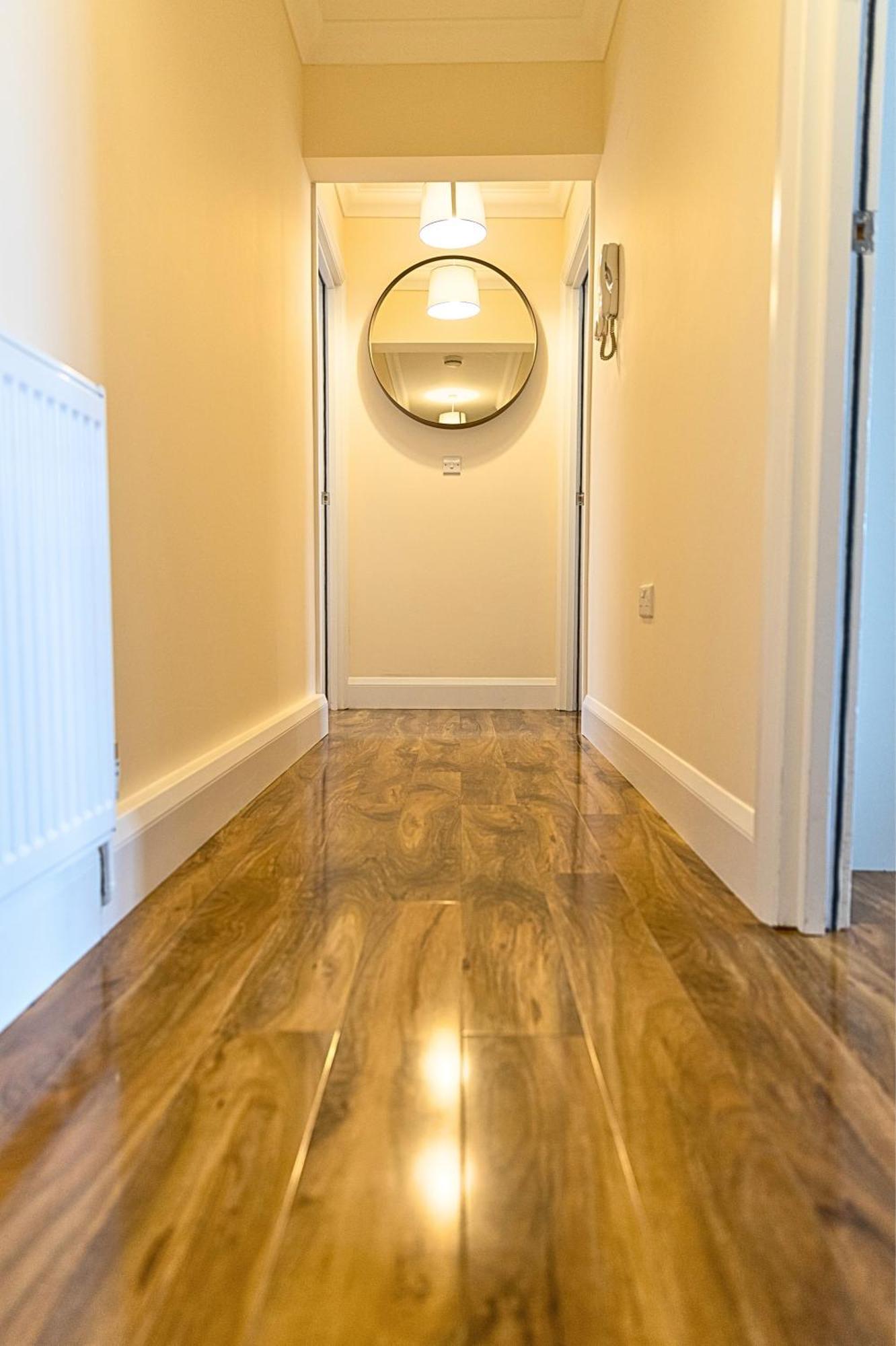 Heathrow Rare Find 2 Bedroom Plus 2 Bathroom Flat - Sleeps 6- Free Parking- Close To Heathrow Terminals-Quiet Development Stanwell Zewnętrze zdjęcie